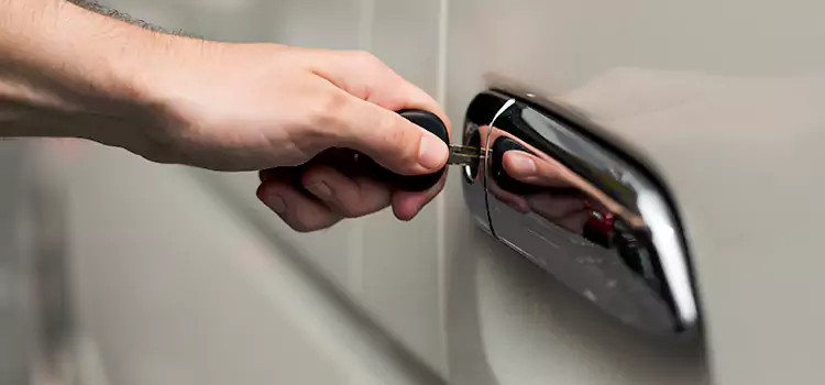Why Choose Our Auto Locksmith Team in South Bradenton, FL?